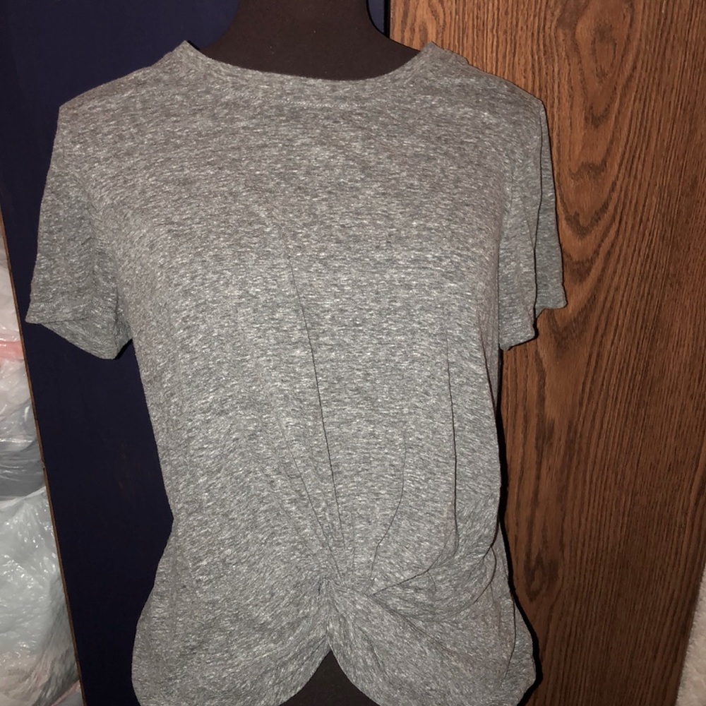 Grey knotted top